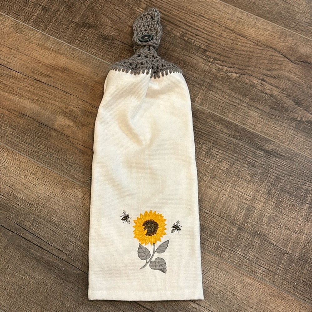 Homemade Crochet Decorative Towel Sunflower and‎ honeybees